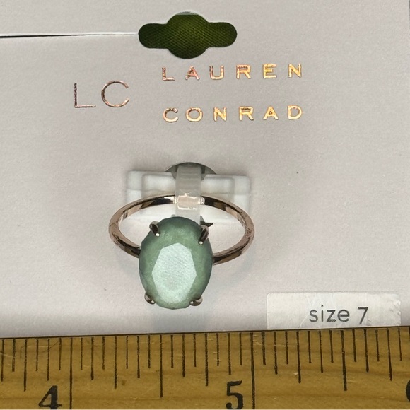 Lauren Conrad Rose Gold Tone Blue Stone Ring Size 7 only - Picture 5 of 7